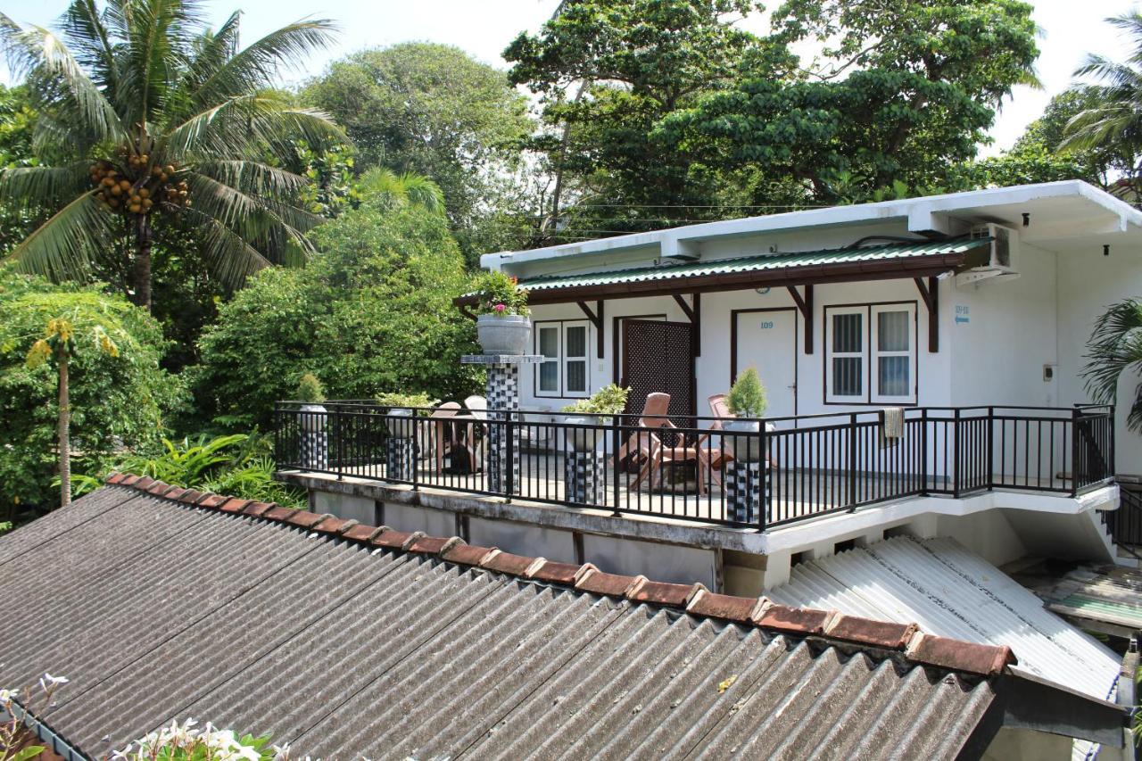 Blue Eyes Inn Unawatuna Exteriér fotografie