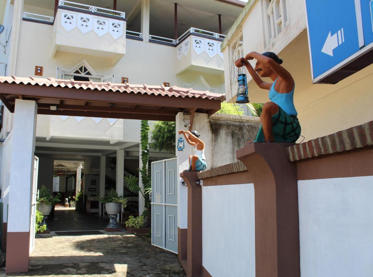 Blue Eyes Inn Unawatuna Exteriér fotografie